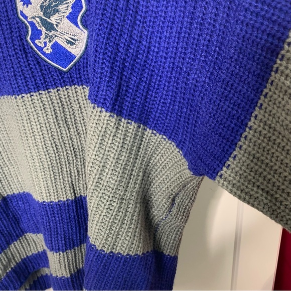 Hot Topic Harry Potter Ravenclaw Crop Sweater - Picture 5 of 12